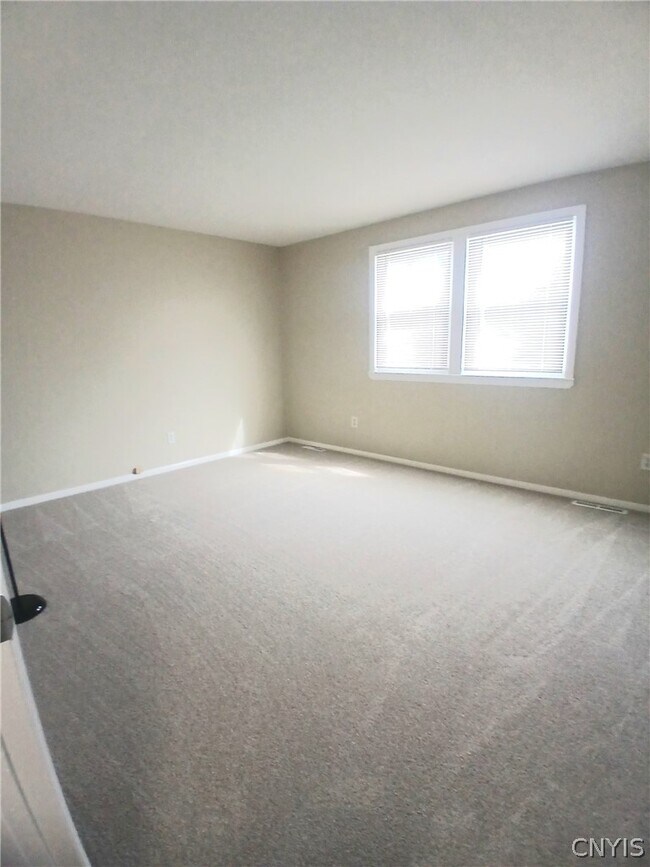 Building Photo - 8244 Mantova Dr