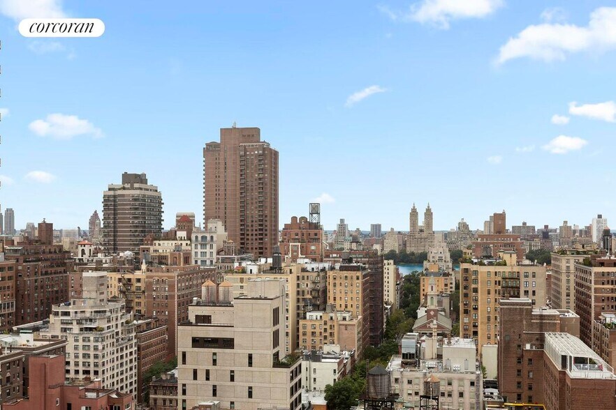 Building Photo - 1641 3rd Ave