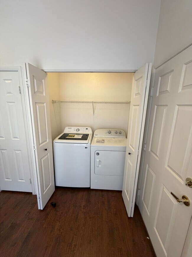Building Photo - AMERICANA Property Mgmt - Charming 55+ Single-Story in Guard-Gated Los Prados!