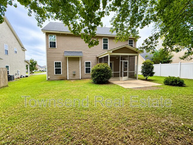 Building Photo - 2817 Blockade Runner Dr