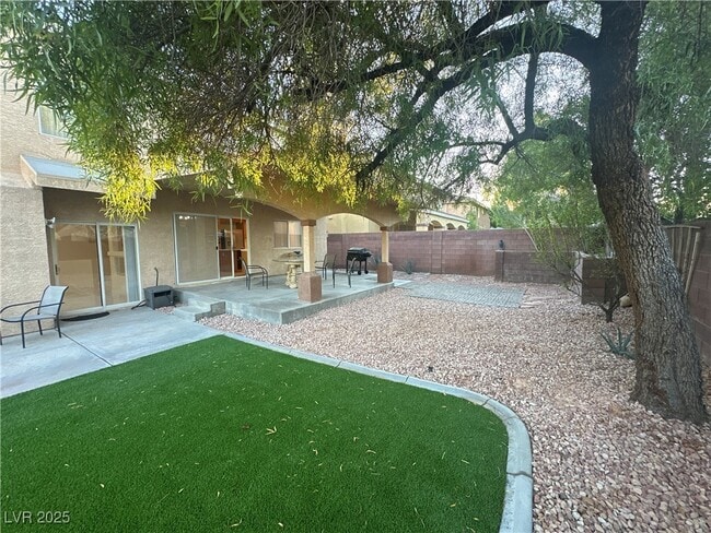 Building Photo - 6678 Starshell Bay Ave