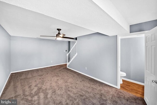 Building Photo - 801 High Plain Dr