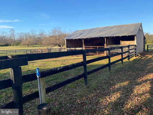 Building Photo - 17 Summerville Rd