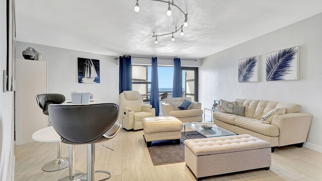 Building Photo - 3800 Galt Ocean Dr