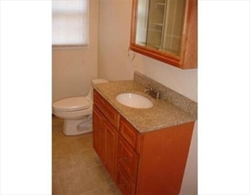 Building Photo - 20 Church St