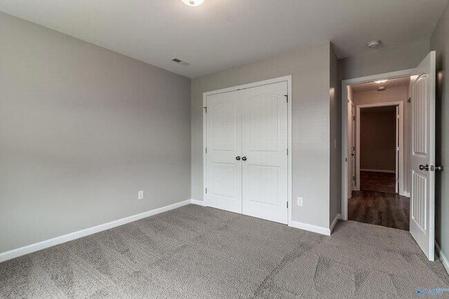 Building Photo - 312 Fenrose Dr