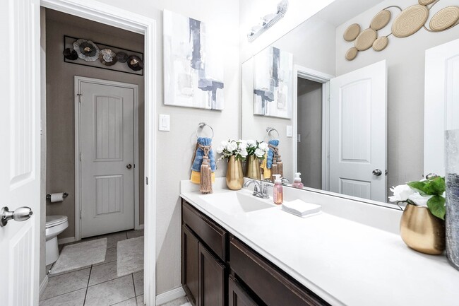 Building Photo - 21388 Timber Lodge Ln