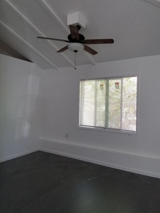 Back window - 2220 Rollingwood Dr