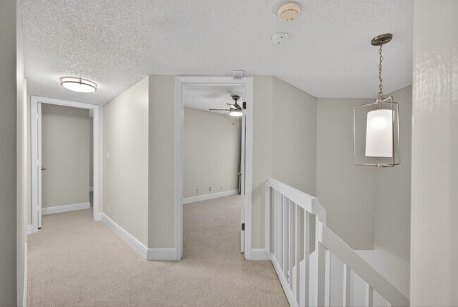 Building Photo - 246 Seabreeze Cir