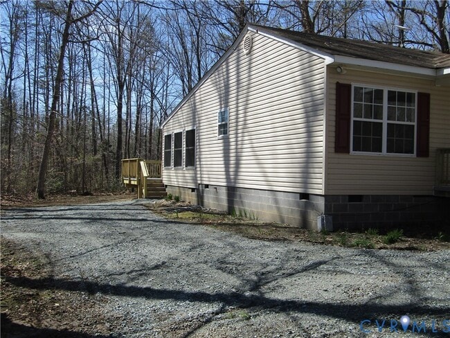 Building Photo - 5705 Community House Rd