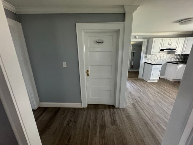 Building Photo - Walking distance to Downtown Kings Mountain, NC  =