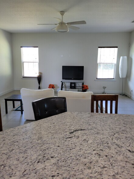 Building Photo - 116 Sunrise Hill Ln