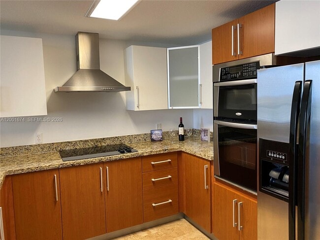 Building Photo - 170 SE 14th St