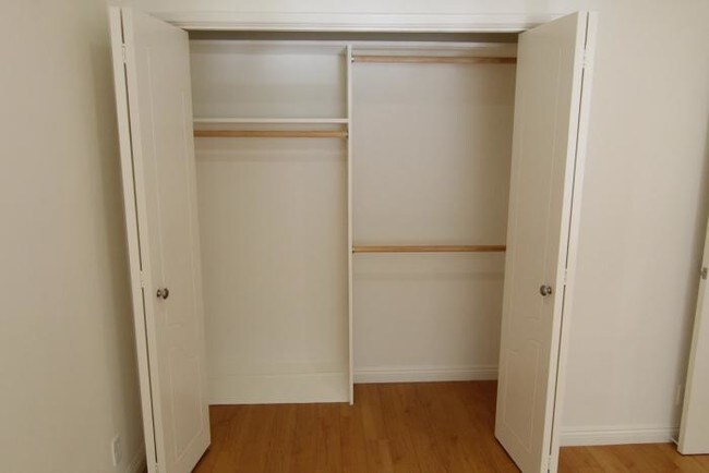 Building Photo - 1 bedroom in Los Angeles CA 90027