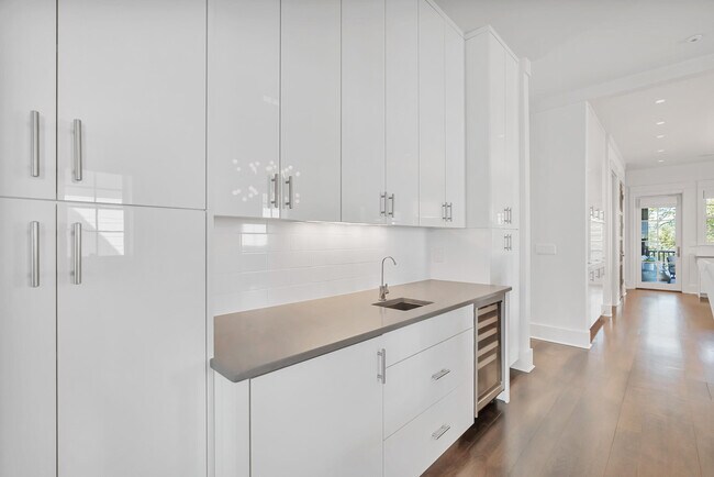 Building Photo - 69 Cypress Walk