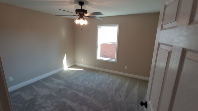 Building Photo - New Construction Home for Rent in South Tu...