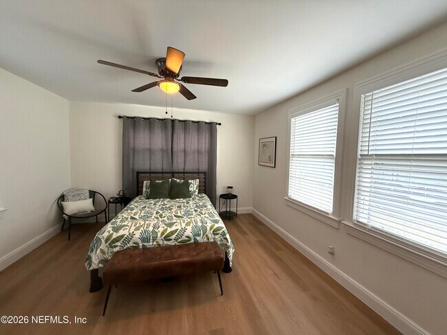 Building Photo - 5352 Appleton Ave