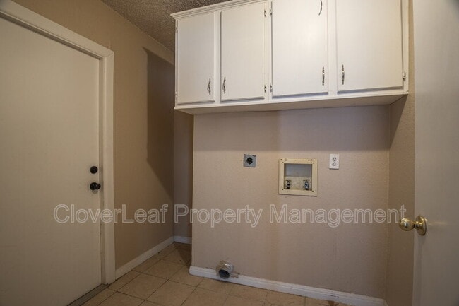 Building Photo - 3421 Turnabout Loop
