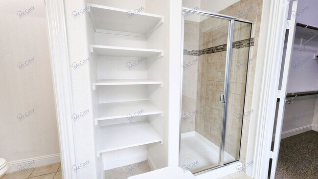 Building Photo - 3808 Hazelhurst Dr