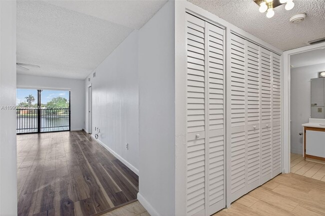 Building Photo - 9670 W McNab Rd