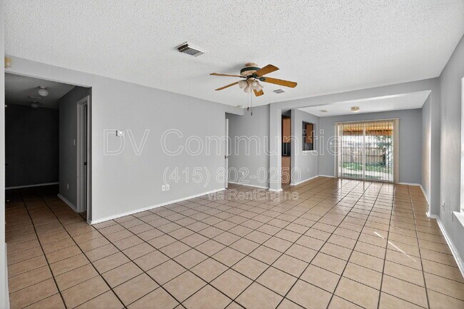 Building Photo - 6721 Haven Meadow Dr