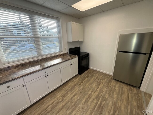 Building Photo - 127 Winslow St