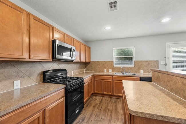 Building Photo - 18710 Cinnamon Ash Ct