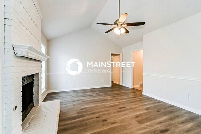 Building Photo - 3 Bedroom Pet-Friendly Home in OLIVE BRANCH, MS with Main Street Renewal