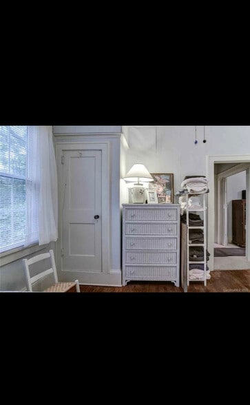 Building Photo - 173 Forest Hill Dr