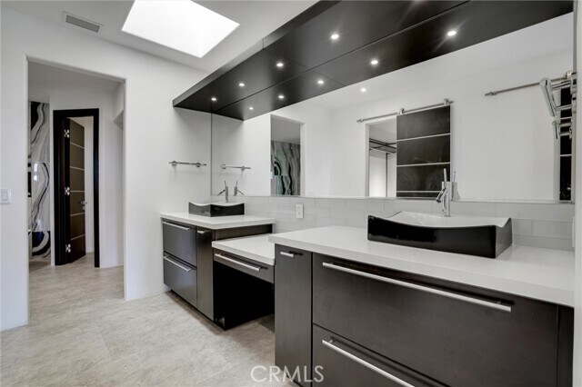 Building Photo - 1424 Via Zumaya