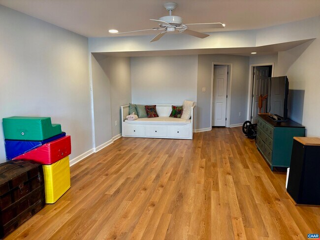 Building Photo - 1548 Montessori Terrace