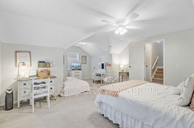 Building Photo - 109 Fort St