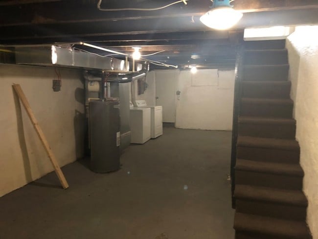 Building Photo - 2104 Penrose Ave