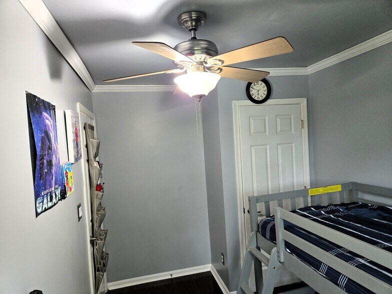 Building Photo - 7832 Canter Ct