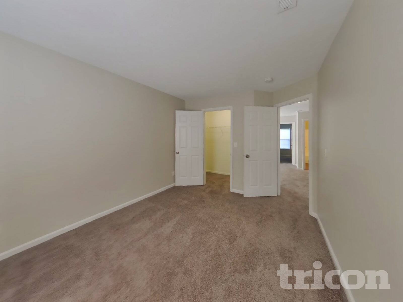 Building Photo - 911 Pine Ridge Way