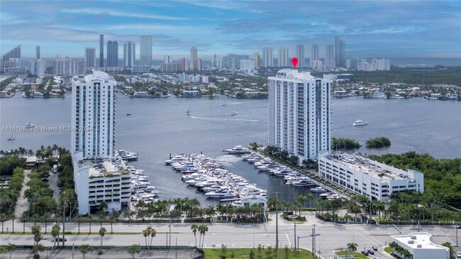 Building Photo - 17111 Biscayne Blvd