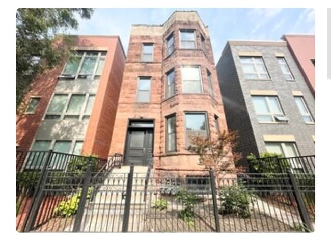 Primary Photo - 4741 S Evans Ave