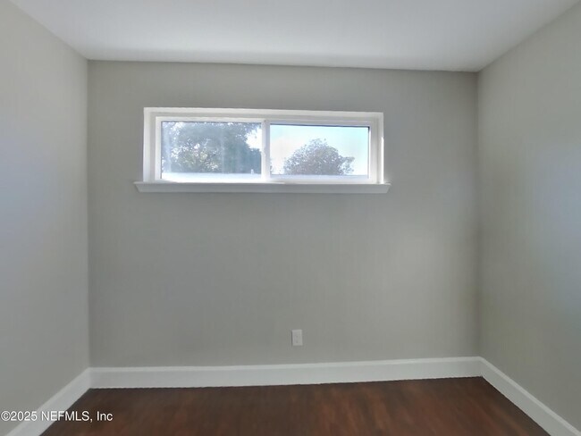 Building Photo - 7138 Mayapple Rd