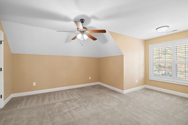 Building Photo - 137 Northington Woods Dr