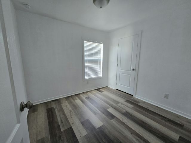 Building Photo - 6223 E Sahara Ave