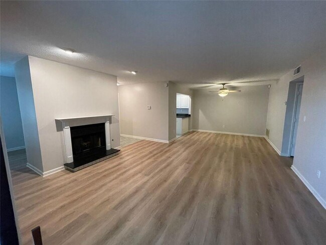 Building Photo - 1510 Wynnes Ridge Cir SE