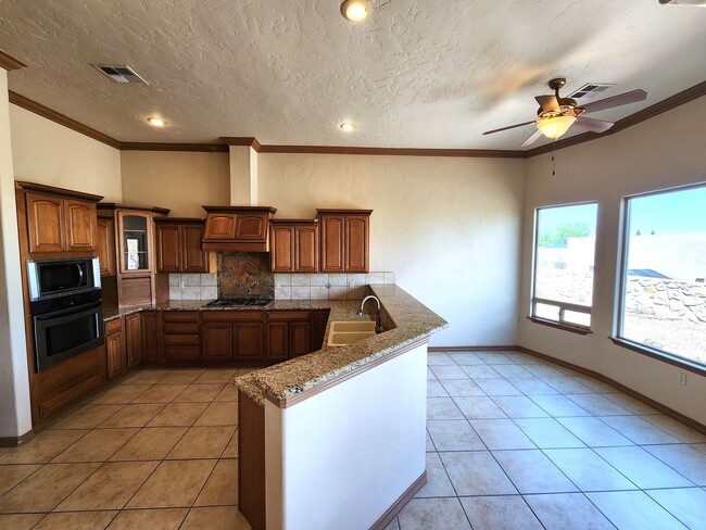 Building Photo - 4189 Capistrano Ave