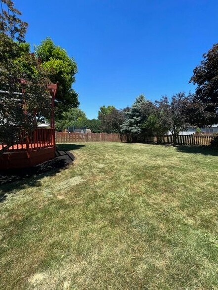 Building Photo - 2800 Pheasant Field Dr