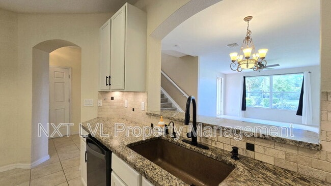 Building Photo - 2448 Laurentina Ln