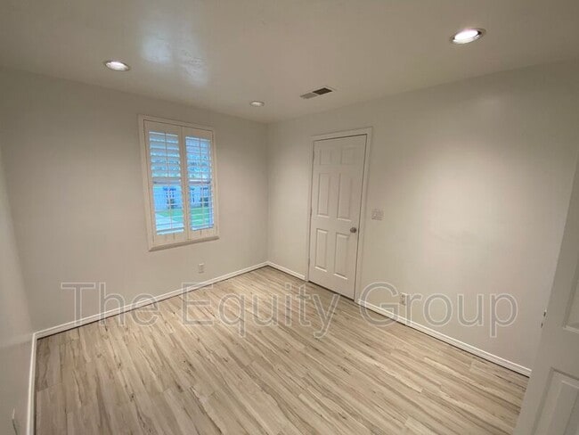 Building Photo - 26738 Rd 132