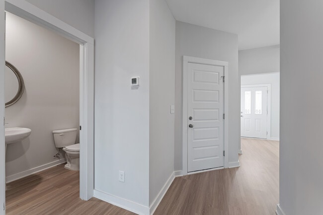 Building Photo - 7205 Chatfield Way