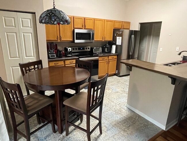 Building Photo - 7131 SW 80th Terrace