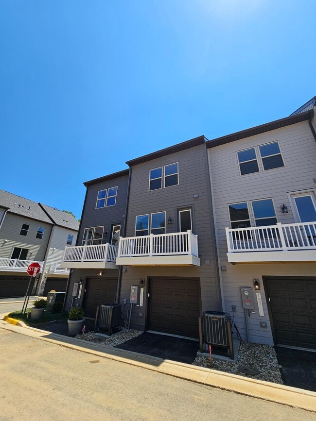 Building Photo - 13712 Cobble Lp