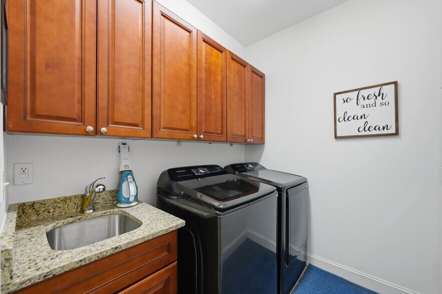 Building Photo - 20264 Harroway Dr