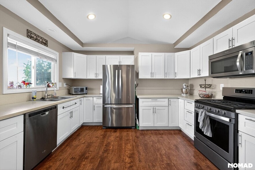 Building Photo - 77310 Indiana Ave